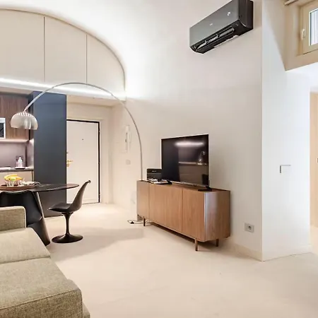 Elz Fontana Di Trevi Luxury & Design Lejlighed